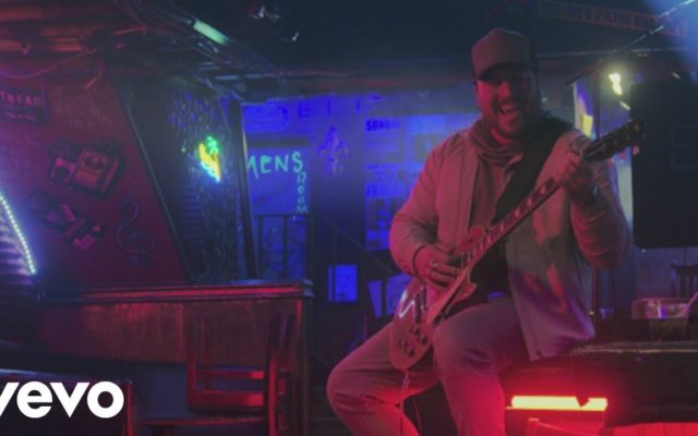 Watch Mitchell Tenpenny’s flirty, trippy new video for “Alcohol You Later”